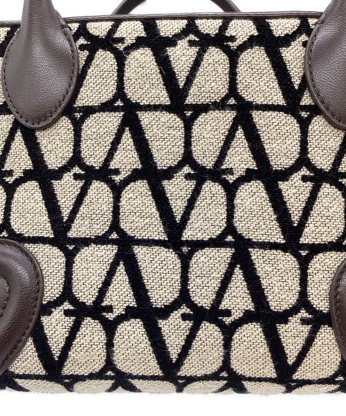 VALENTINO GARAVANI（ヴァレンティノ・ガラヴァーニ）VALENTINO GARAVANI (ヴァレンティノ・ガラヴァーニ) 2WAYバッグ ベージュ×ブラックの古着・服飾アイテム