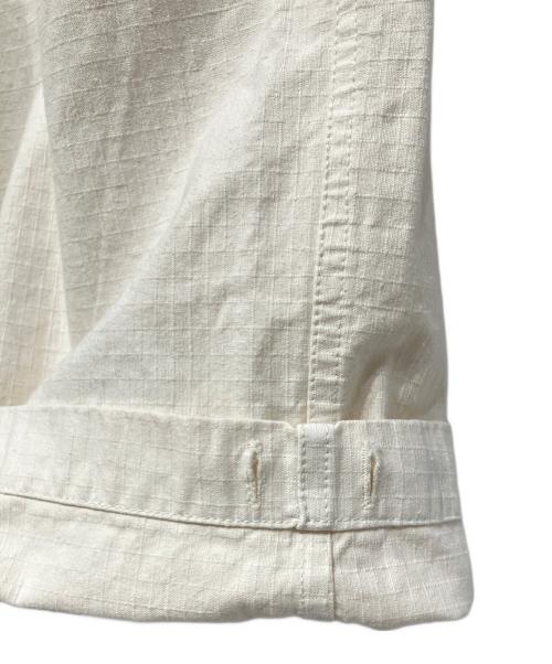 UNIVERSAL PRODUCTS.（ユニバーサルプロダクツ）UNIVERSAL PRODUCTS. (ユニバーサルプロダクツ) PHATEE (ファティー) HEMP GARMENT DYED OVER PANTS アイボリー サイズ:Mの古着・服飾アイテム