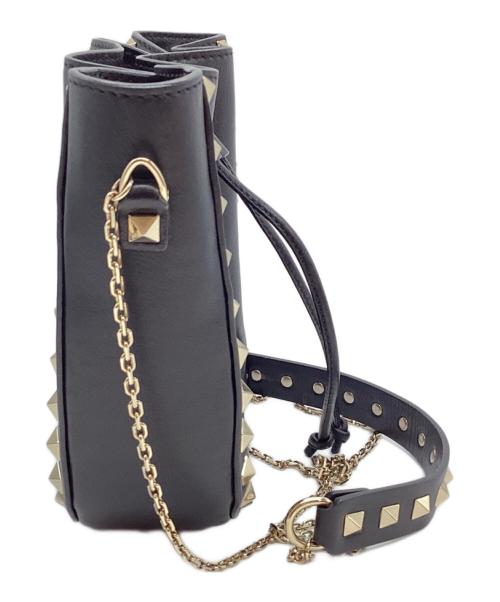 VALENTINO GARAVANI（ヴァレンティノ・ガラヴァーニ）VALENTINO GARAVANI (ヴァレンティノ・ガラヴァーニ) ロックスタッズチェーンショルダーバッグの古着・服飾アイテム