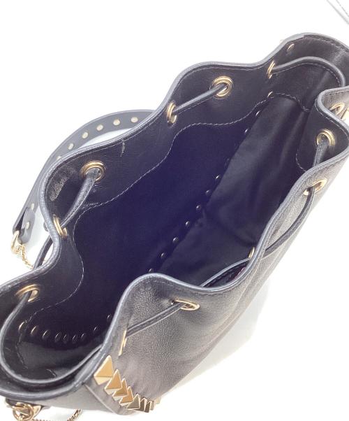 VALENTINO GARAVANI（ヴァレンティノ・ガラヴァーニ）VALENTINO GARAVANI (ヴァレンティノ・ガラヴァーニ) ロックスタッズチェーンショルダーバッグの古着・服飾アイテム