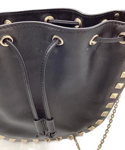 VALENTINO GARAVANI（ヴァレンティノ・ガラヴァーニ）VALENTINO GARAVANI (ヴァレンティノ・ガラヴァーニ) ロックスタッズチェーンショルダーバッグの古着・服飾アイテム