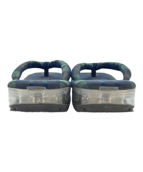 goyemon unda（ゴエモン ウエダ）goyemon unda (ゴエモン ウエダ) WHITE MOUNTAINEERING (ホワイトマウンテ二アニング) 雪駄サンダル グリーン×ネイビー サイズ:Ｌの古着・服飾アイテム