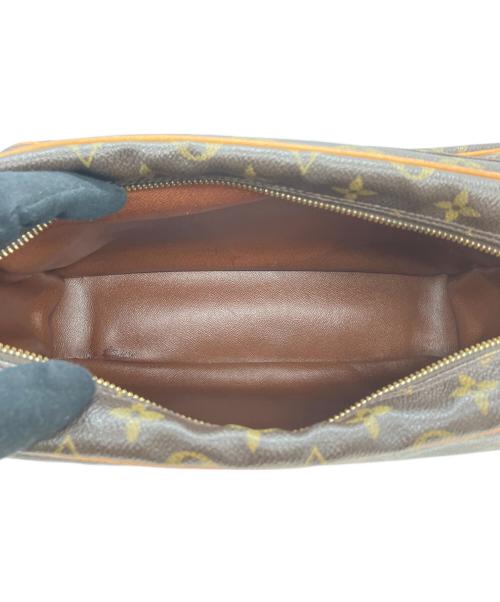 LOUIS VUITTON（ルイ ヴィトン）LOUIS VUITTON (ルイ ヴィトン) ショルダーバッグ ブラウンの古着・服飾アイテム