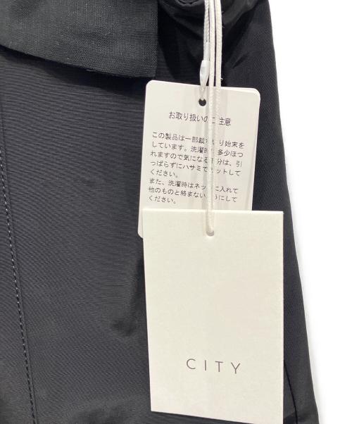 CITY（シティ）CITY (シティ) ノースリーブブラウス ブラック サイズ:Free 未使用品の古着・服飾アイテム