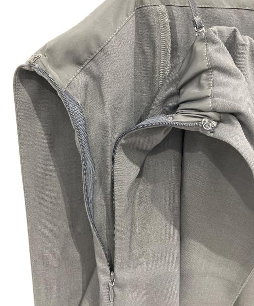 forme（フォルメ）forme (フォルメ) 2Way キャミソール チャコールグレーの古着・服飾アイテム