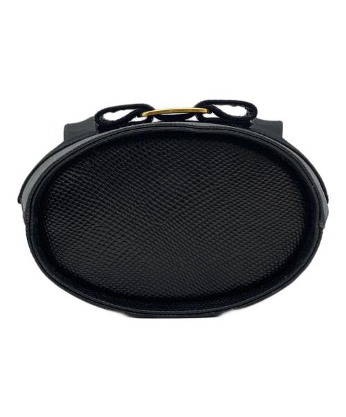 Ferragamo（フェラガモ）Ferragamo (フェラガモ) ヴァラリボンハンドバッグ ブラックの古着・服飾アイテム