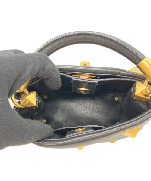 VALENTINO GARAVANI（ヴァレンティノ・ガラヴァーニ）VALENTINO GARAVANI (ヴァレンティノ・ガラヴァーニ) 2WAYバッグ ブラックの古着・服飾アイテム