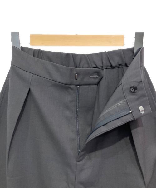 forme（フォルメ）forme (フォルメ) CurvedPants グレー サイズ:1の古着・服飾アイテム