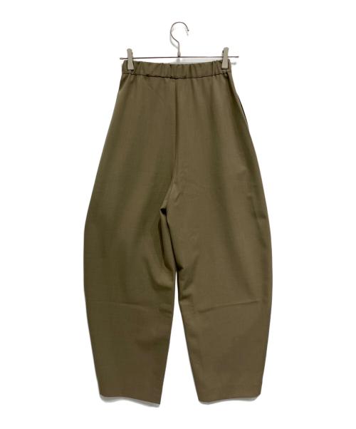forme（フォルメ）forme (フォルメ) カバーパンツ カーキ 未使用品の古着・服飾アイテム