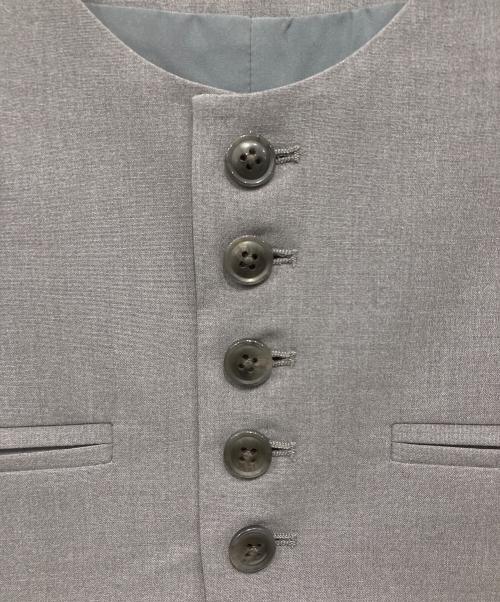 forme（フォルメ）forme (フォルメ) フロントボタンベスト グレー サイズ:FREEの古着・服飾アイテム