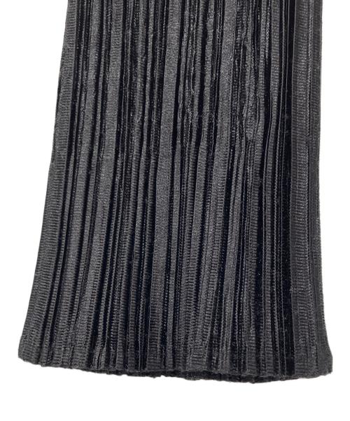 PLEATS PLEASE（プリーツプリーズ）PLEATS PLEASE (プリーツプリーズ) プリーツカーディガン ブラック サイズ:3の古着・服飾アイテム