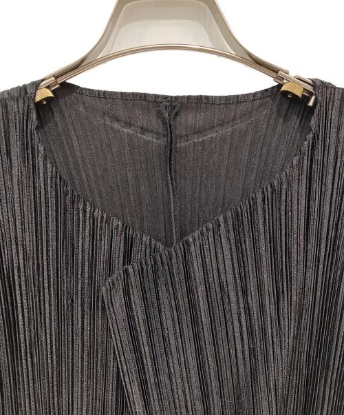 PLEATS PLEASE（プリーツプリーズ）PLEATS PLEASE (プリーツプリーズ) プリーツカーディガン ブラック サイズ:3の古着・服飾アイテム