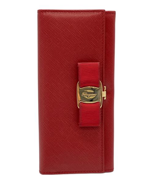 Salvatore Ferragamo（サルヴァトーレ フェラガモ）Salvatore Ferragamo (サルヴァトーレ フェラガモ) 長財布 レッドの古着・服飾アイテム