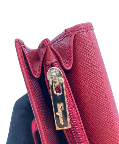 Salvatore Ferragamo（サルヴァトーレ フェラガモ）Salvatore Ferragamo (サルヴァトーレ フェラガモ) 長財布 レッドの古着・服飾アイテム