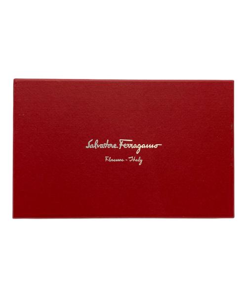 Salvatore Ferragamo（サルヴァトーレ フェラガモ）Salvatore Ferragamo (サルヴァトーレ フェラガモ) 長財布 レッドの古着・服飾アイテム