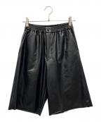 HYKEハイク）の古着「エコレザーハーフパンツ」｜ブラック