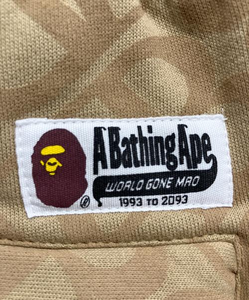 A BATHING APE（ア ベイシング エイプ）A BATHING APE (ア ベイシング エイプ) SPORT MONOGRAM METAL LOGO PIN SWEAT SHORTS ブラウン サイズ:XLの古着・服飾アイテム