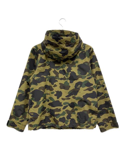 A BATHING APE（ア ベイシング エイプ）A BATHING APE (ア ベイシング エイプ) マウンテンパーカー カーキ×ブラック サイズ:Mの古着・服飾アイテム