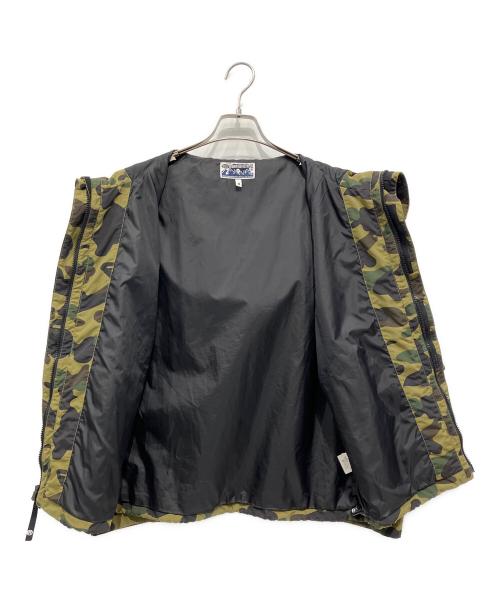 A BATHING APE（ア ベイシング エイプ）A BATHING APE (ア ベイシング エイプ) マウンテンパーカー カーキ×ブラック サイズ:Mの古着・服飾アイテム