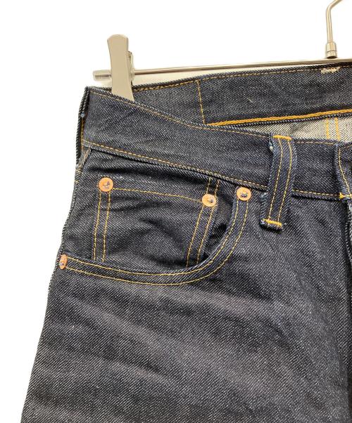 LEVI'S（リーバイス）LEVI'S (リーバイス) ボタンフライデニムパンツ インディゴ サイズ:W30 L34の古着・服飾アイテム