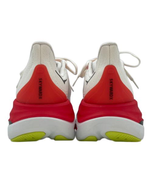 HOKAONEONE（ホカオネオネ）HOKAONEONE (ホカオネオネ) ローカットスニーカー ホワイト×レッド サイズ:29.0cmの古着・服飾アイテム