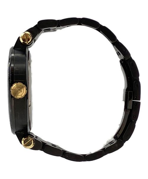 VERSACE（ヴェルサーチェ）VERSACE (ヴェルサーチェ) リストウォッチ ブラック×ゴールドの古着・服飾アイテム