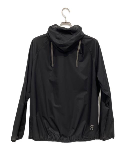 on（オン）on (オン) ウルトラジャケット ブラック サイズ:M 未使用品の古着・服飾アイテム