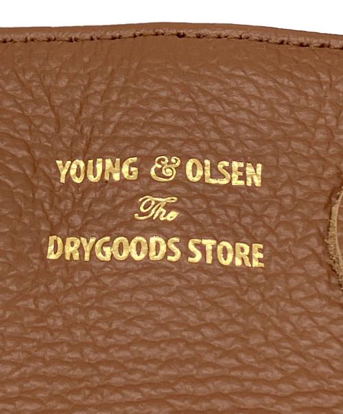 YOUNG & OLSEN The DRYGOODS STORE（ヤングアンドオルセン ザ ドライグッズストア）YOUNG & OLSEN The DRYGOODS STORE (ヤングアンドオルセン ザ ドライグッズストア) ハンドバッグ ブラウンの古着・服飾アイテム