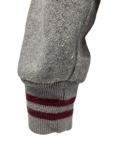 HOLLOAY（ホロウェイ）HOLLOAY (ホロウェイ) ウールスタジャン グレー×レッド サイズ:Lの古着・服飾アイテム