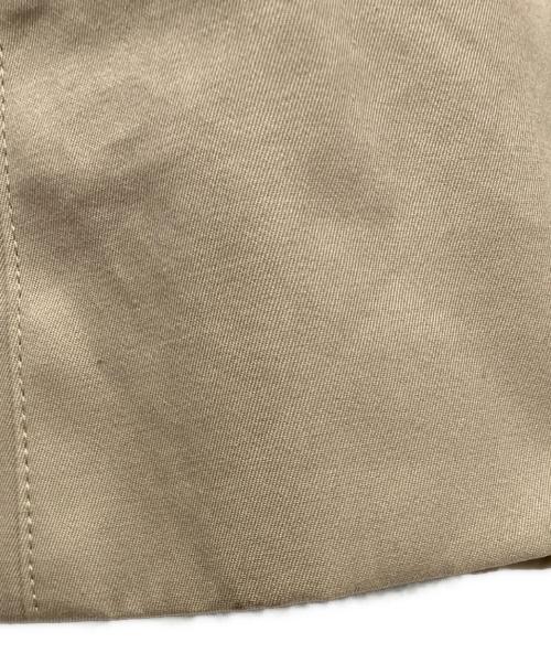 BLUE LABEL CRESTBRIDGE（ブルーレーベルクレストブリッジ）BLUE LABEL CRESTBRIDGE (ブルーレーベルクレストブリッジ) トレンチコート ベージュ サイズ:Lの古着・服飾アイテム