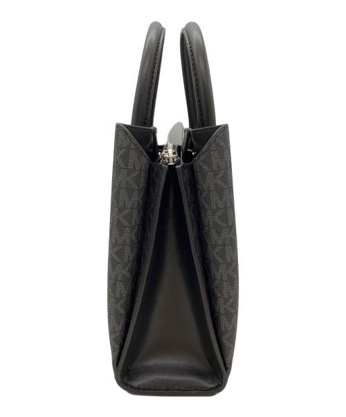 MICHAEL KORS（マイケル・コース）MICHAEL KORS (マイケル・コース) RUTHIE サッチェル スモール - MKシグネチャー ブラック 未使用品の古着・服飾アイテム