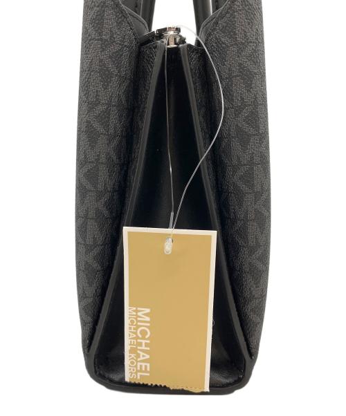 MICHAEL KORS（マイケル・コース）MICHAEL KORS (マイケル・コース) RUTHIE サッチェル スモール - MKシグネチャー ブラック 未使用品の古着・服飾アイテム