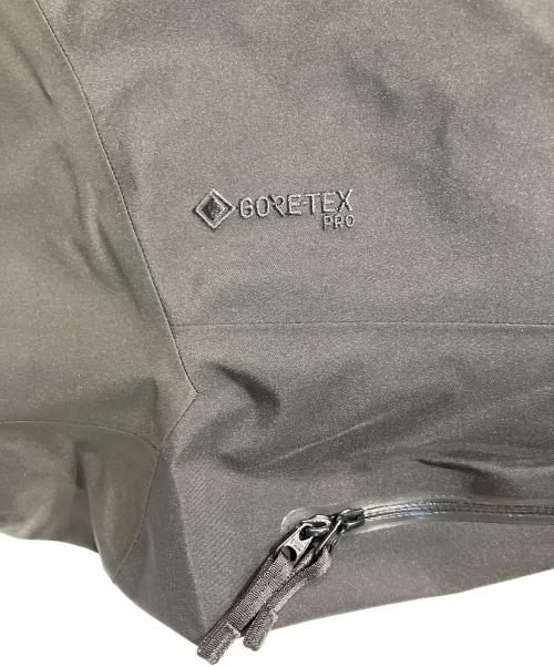 ARC'TERYX（アークテリクス）ARC'TERYX (アークテリクス) Rush Jacket ラッシュジャケットＭ ブラック サイズ:L 未使用品の古着・服飾アイテム