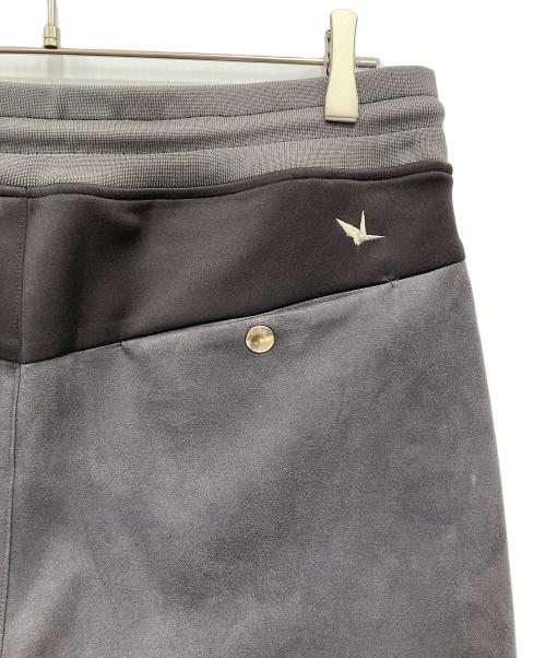 1piu1uguale3（ウノピュウノウグァーレトレ）1piu1uguale3 (ウノピュウノウグァーレトレ) JOGGER PT DIAMOND GREY グレー サイズ:Vの古着・服飾アイテム