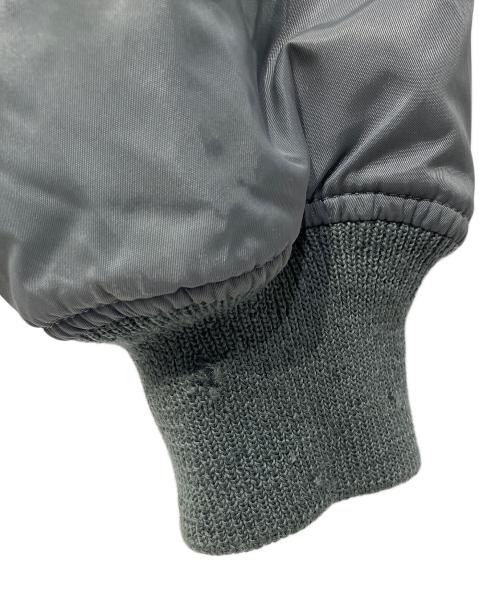 MADIN O.M.S.（マディン・オーエムエス）MADIN O.M.S. (マディン・オーエムエス) フライトジャケット グリーン×オレンジ サイズ:40の古着・服飾アイテム