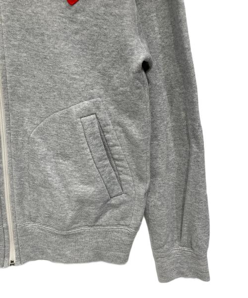 PLAY COMME des GARCONS（プレイコムデギャルソン）PLAY COMME des GARCONS (プレイコムデギャルソン) ジップアップスウェット グレー サイズ:Mの古着・服飾アイテム