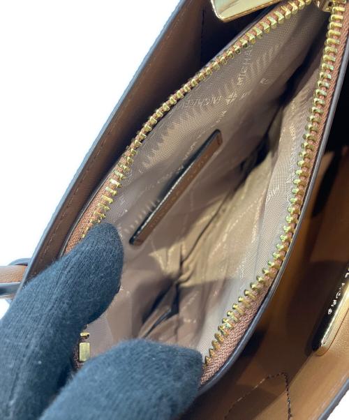 MICHAEL KORS（マイケル・コース）MICHAEL KORS (マイケル・コース) ハンドバッグ ブラウン×アイボリーの古着・服飾アイテム