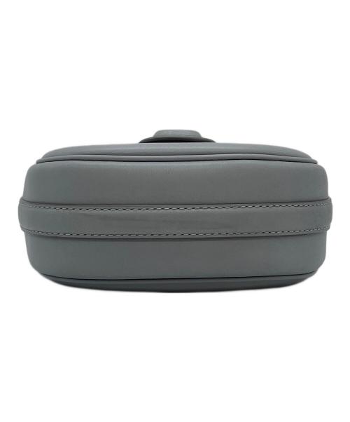 MARC JACOBS（マークジェイコブズ）MARC JACOBS (マークジェイコブズ) ショルダーバッグ ライトグレーの古着・服飾アイテム