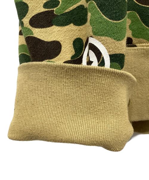 A BATHING APE（ア ベイシング エイプ）A BATHING APE (ア ベイシング エイプ) ABC CAMO SHARK FULL ZIP HOODIE オリーブ サイズ:XXLの古着・服飾アイテム
