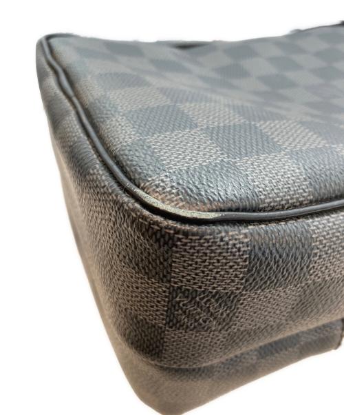 LOUIS VUITTON（ルイ ヴィトン）LOUIS VUITTON (ルイ ヴィトン) ショルダーバッグ ダミエ・グラフィット レム ブラックの古着・服飾アイテム