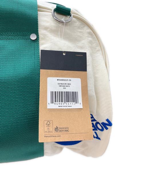 THE NORTH FACE（ザ ノース フェイス）THE NORTH FACE (ザ ノース フェイス) ダッフルバッグ CHAPTER ONE DUFFEL BAG マルチカラーの古着・服飾アイテム