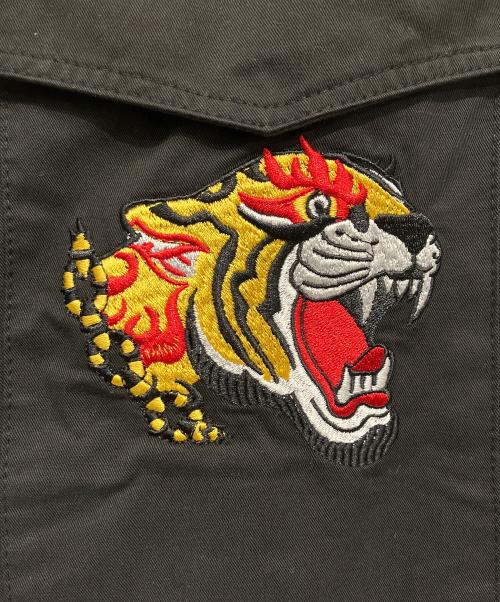 AT FAR HEAVEN（チュウカタベタイ）AT FAR HEAVEN (チュウカタベタイ) 刺繍パンツ ブラック サイズ:Mの古着・服飾アイテム