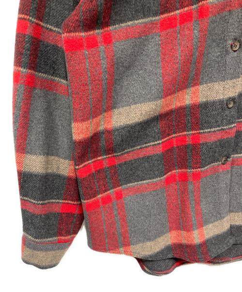 HIDE AND SEEK（ハイドアンドシーク）HIDE AND SEEK (ハイドアンドシーク) ジャケット グレー×レッド サイズ:不明の古着・服飾アイテム