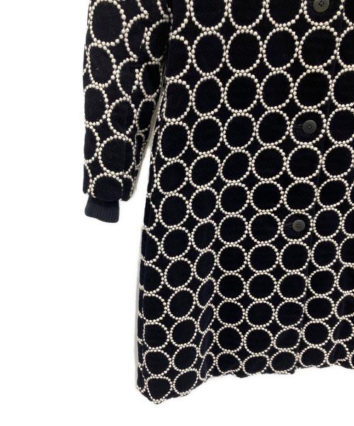 mina perhonen（ミナ ペルホネン）mina perhonen (ミナ ペルホネン) フーデッドダウンコート ブラック×ホワイト サイズ:38の古着・服飾アイテム