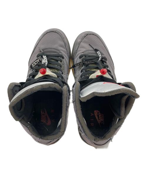 NIKE（ナイキ）NIKE (ナイキ) OFFWHITE (オフホワイト) AIR JORDAN 5 RETRO SP グレー サイズ:26.5cmの古着・服飾アイテム