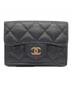 CHANEL（シャネル）の古着「クラシックスモールフラップウォレット 3つ折り財布」｜ブラック
