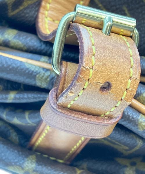 LOUIS VUITTON（ルイ ヴィトン）LOUIS VUITTON (ルイ ヴィトン) ショルダーバッグ ブラウンの古着・服飾アイテム