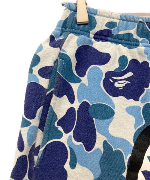 A BATHING APE（アベイシングエイプ）A BATHING APE (アベイシングエイプ) ハーフパンツ ブルー×ホワイト サイズ:Mの古着・服飾アイテム