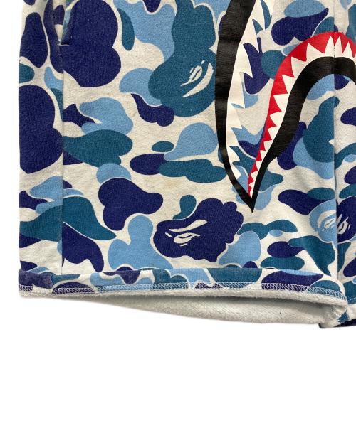 A BATHING APE（アベイシングエイプ）A BATHING APE (アベイシングエイプ) ハーフパンツ ブルー×ホワイト サイズ:Mの古着・服飾アイテム