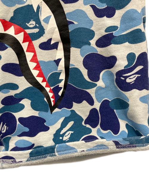 A BATHING APE（アベイシングエイプ）A BATHING APE (アベイシングエイプ) ハーフパンツ ブルー×ホワイト サイズ:Mの古着・服飾アイテム